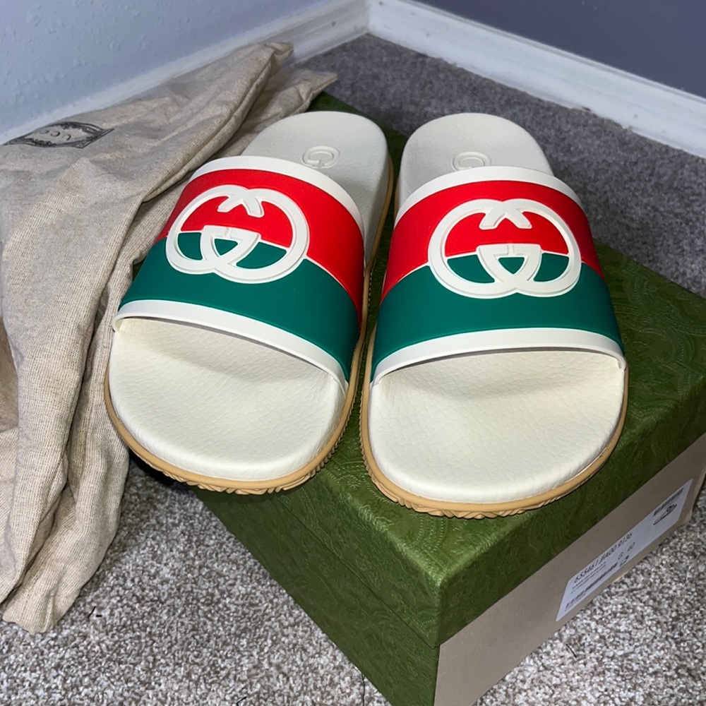 Gucci Interlocking G Slide Sandals